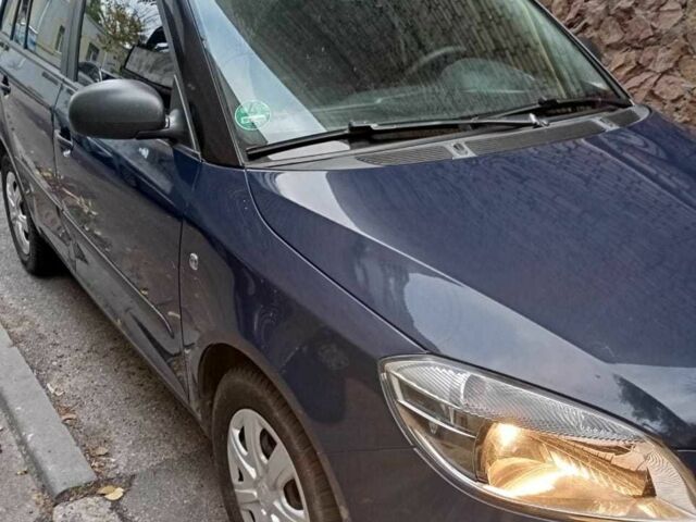 Шкода Фабия 2010 в Виннице на Automoto.ua Синий Шкода Фабия, объемом двигателя 1.2 л и пробегом 204 тыс. км за 4600 $, фото 1 на Automoto.ua