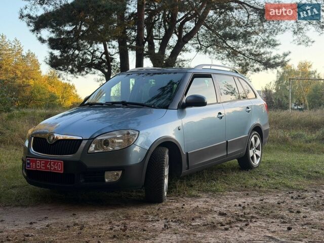 Синій Шкода Фабія, об'ємом двигуна 1.39 л та пробігом 174 тис. км за 6600 $, фото 1 на Automoto.ua