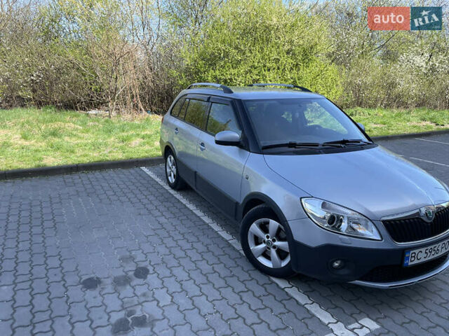 Синий Шкода Фабия, объемом двигателя 1.6 л и пробегом 230 тыс. км за 6750 $, фото 1 на Automoto.ua
