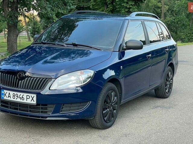 Синий Шкода Фабия, объемом двигателя 1.6 л и пробегом 332 тыс. км за 5990 $, фото 1 на Automoto.ua