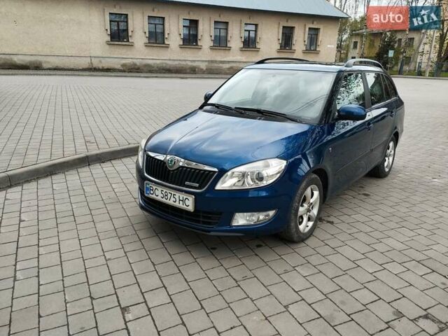 Синий Шкода Фабия, объемом двигателя 1.2 л и пробегом 230 тыс. км за 5500 $, фото 1 на Automoto.ua
