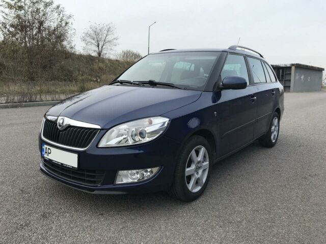 Синий Шкода Фабия, объемом двигателя 1.2 л и пробегом 137 тыс. км за 7500 $, фото 1 на Automoto.ua