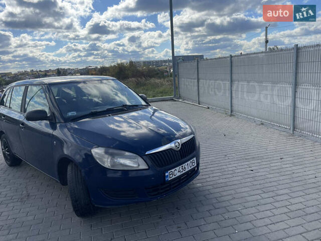 Синий Шкода Фабия, объемом двигателя 1.39 л и пробегом 366 тыс. км за 4150 $, фото 1 на Automoto.ua