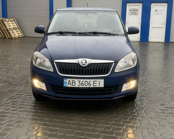 Синий Шкода Фабия, объемом двигателя 1.6 л и пробегом 553 тыс. км за 5300 $, фото 1 на Automoto.ua