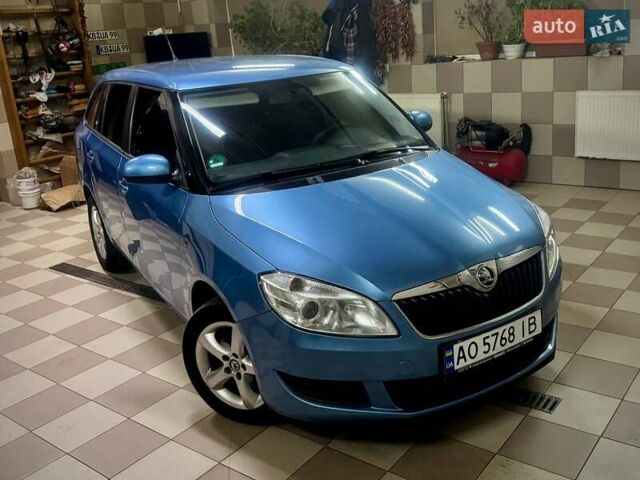 Синій Шкода Фабія, об'ємом двигуна 1.2 л та пробігом 258 тис. км за 5850 $, фото 1 на Automoto.ua