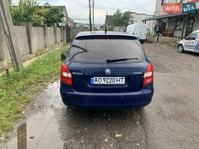 Синій Шкода Фабія, об'ємом двигуна 1.6 л та пробігом 277 тис. км за 6000 $, фото 1 на Automoto.ua