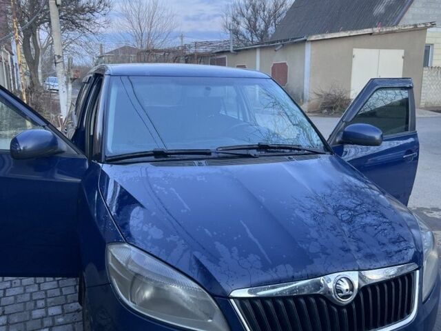 Синій Шкода Фабія, об'ємом двигуна 1.6 л та пробігом 200 тис. км за 4800 $, фото 1 на Automoto.ua