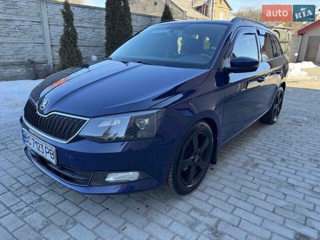 Синий Шкода Фабия, объемом двигателя 1.42 л и пробегом 225 тыс. км за 6900 $, фото 1 на Automoto.ua