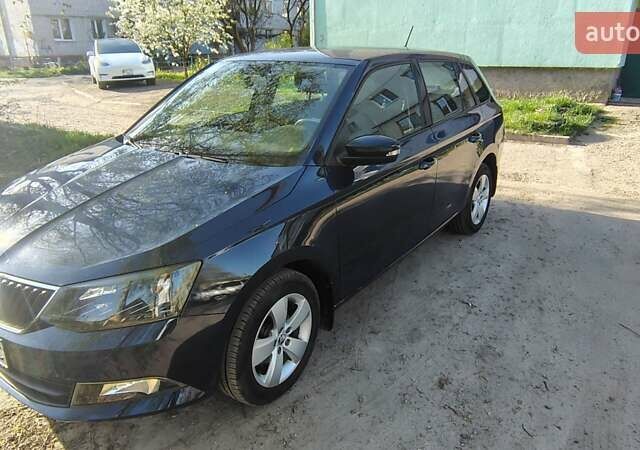 Синий Шкода Фабия, объемом двигателя 1 л и пробегом 70 тыс. км за 7900 $, фото 1 на Automoto.ua
