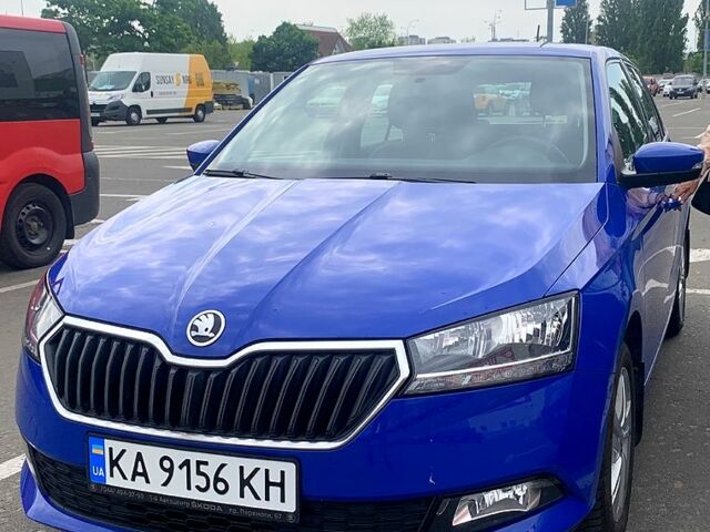 Синий Шкода Фабия, объемом двигателя 1 л и пробегом 97 тыс. км за 7600 $, фото 1 на Automoto.ua