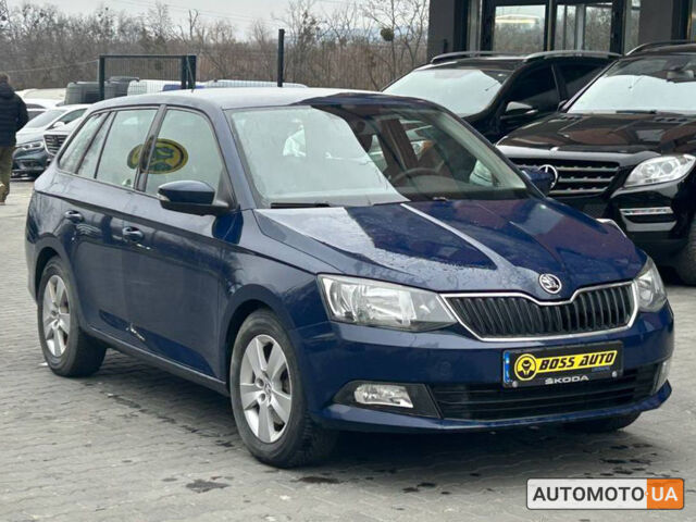 Синий Шкода Фабия, объемом двигателя 1.4 л и пробегом 237 тыс. км за 9300 $, фото 1 на Automoto.ua
