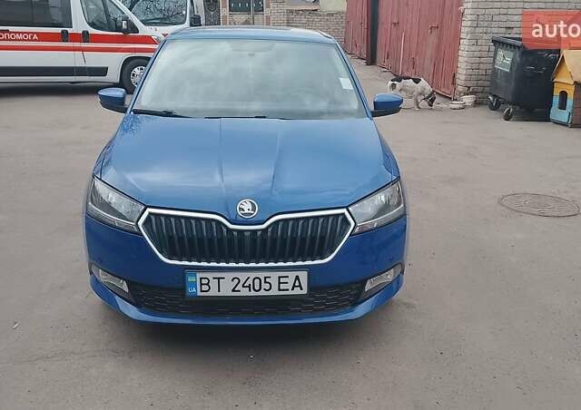 Синий Шкода Фабия, объемом двигателя 1 л и пробегом 75 тыс. км за 9500 $, фото 1 на Automoto.ua