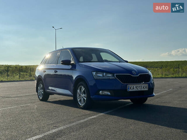 Синий Шкода Фабия, объемом двигателя 1 л и пробегом 200 тыс. км за 8100 $, фото 1 на Automoto.ua