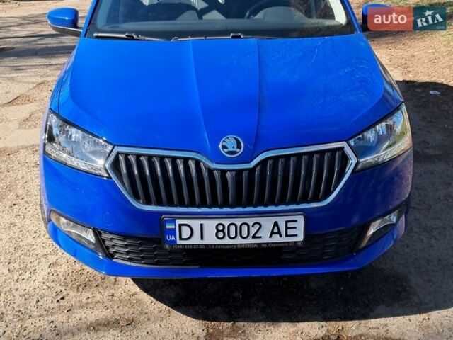 Синий Шкода Фабия, объемом двигателя 1 л и пробегом 42 тыс. км за 10500 $, фото 1 на Automoto.ua