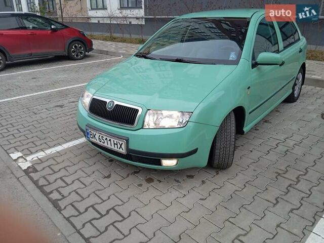 Зеленый Шкода Фабия, объемом двигателя 1.4 л и пробегом 284 тыс. км за 3150 $, фото 1 на Automoto.ua