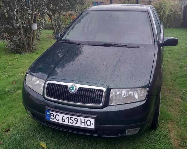 Зелений Шкода Фабія, об'ємом двигуна 1.4 л та пробігом 295 тис. км за 2800 $, фото 1 на Automoto.ua
