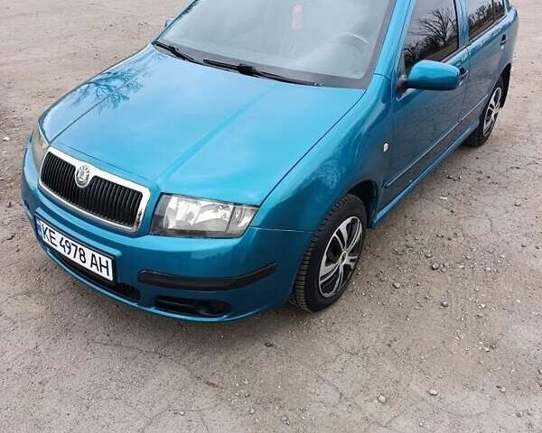 Зеленый Шкода Фабия, объемом двигателя 1.4 л и пробегом 280 тыс. км за 3200 $, фото 1 на Automoto.ua