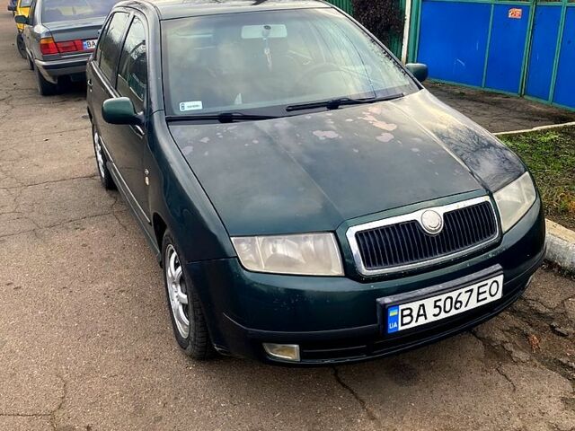 Зеленый Шкода Фабия, объемом двигателя 1.9 л и пробегом 200 тыс. км за 3000 $, фото 1 на Automoto.ua