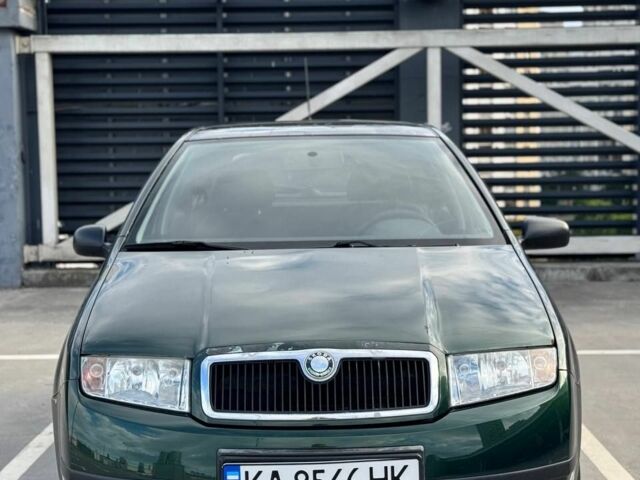 Зеленый Шкода Фабия, объемом двигателя 1.4 л и пробегом 350 тыс. км за 2450 $, фото 1 на Automoto.ua