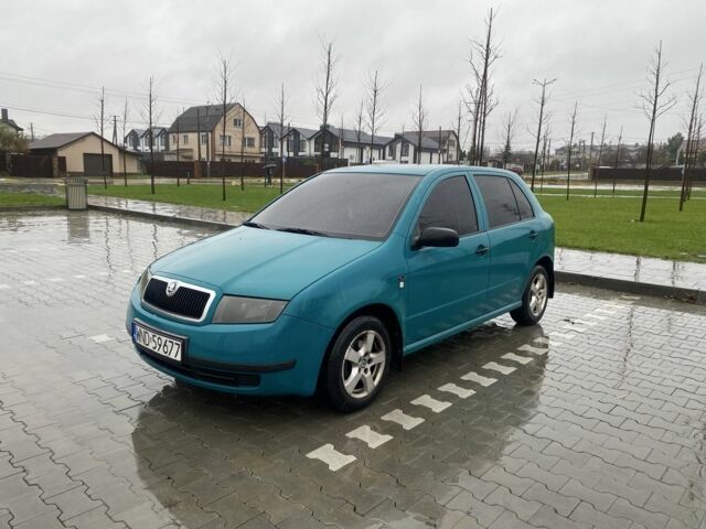 Зеленый Шкода Фабия, объемом двигателя 1.4 л и пробегом 350 тыс. км за 1450 $, фото 1 на Automoto.ua