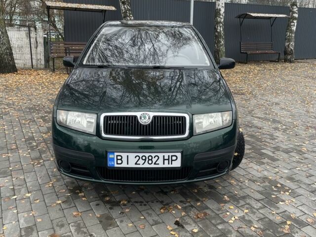 Зеленый Шкода Фабия, объемом двигателя 1.2 л и пробегом 200 тыс. км за 2700 $, фото 1 на Automoto.ua