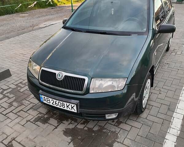 Зеленый Шкода Фабия, объемом двигателя 1.2 л и пробегом 252 тыс. км за 3300 $, фото 1 на Automoto.ua