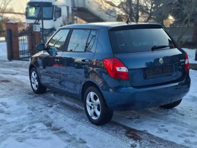 Зеленый Шкода Фабия, объемом двигателя 1.2 л и пробегом 127 тыс. км за 3200 $, фото 1 на Automoto.ua