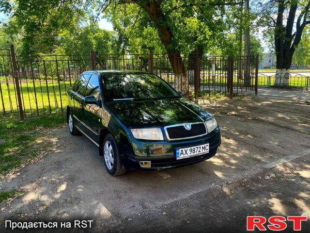 Зеленый Шкода Фабия, объемом двигателя 1.2 л и пробегом 238 тыс. км за 3800 $, фото 1 на Automoto.ua