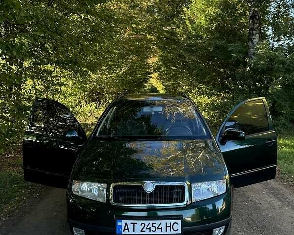 Зеленый Шкода Фабия, объемом двигателя 1.39 л и пробегом 240 тыс. км за 2900 $, фото 1 на Automoto.ua