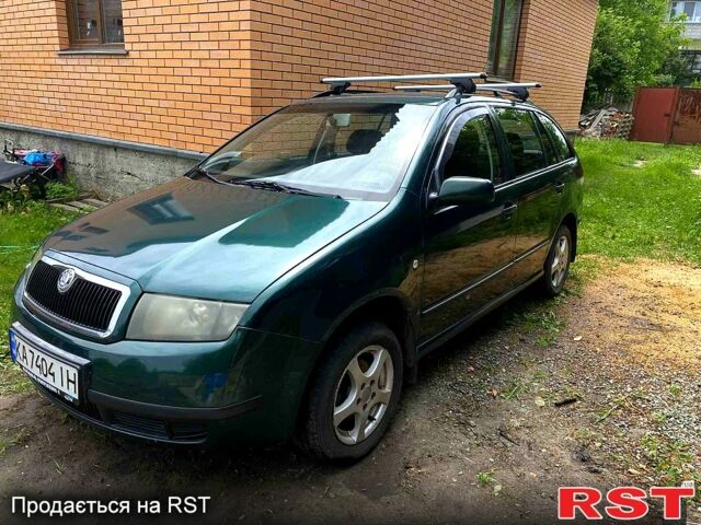 Зелений Шкода Фабія, об'ємом двигуна 1.4 л та пробігом 427 тис. км за 3100 $, фото 1 на Automoto.ua