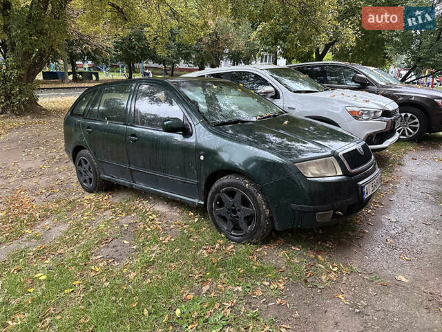 Зеленый Шкода Фабия, объемом двигателя 1.39 л и пробегом 253 тыс. км за 2600 $, фото 1 на Automoto.ua
