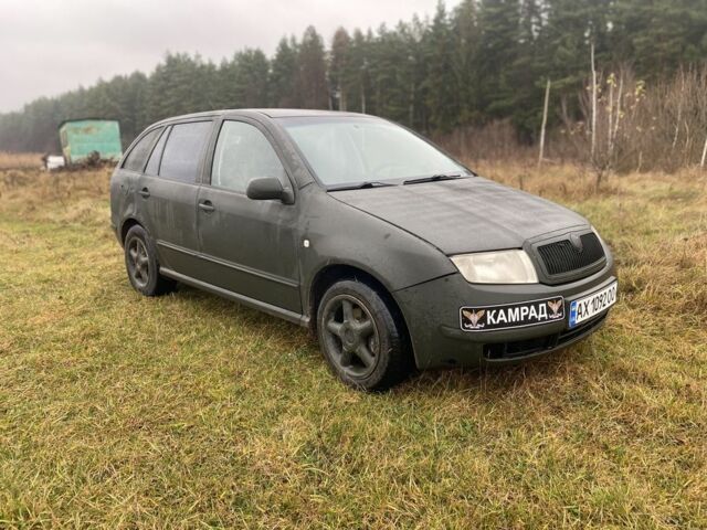 Зеленый Шкода Фабия, объемом двигателя 1.4 л и пробегом 304 тыс. км за 2400 $, фото 1 на Automoto.ua