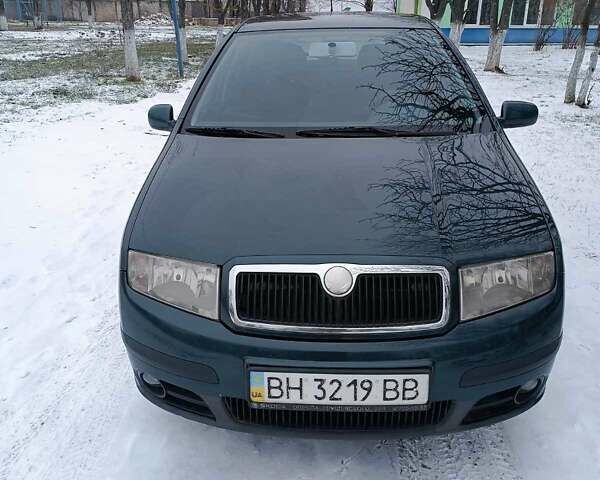 Зелений Шкода Фабія, об'ємом двигуна 1.4 л та пробігом 217 тис. км за 3900 $, фото 1 на Automoto.ua
