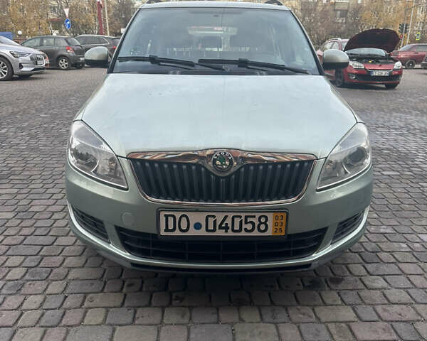Зелений Шкода Фабія, об'ємом двигуна 1.2 л та пробігом 200 тис. км за 5222 $, фото 1 на Automoto.ua