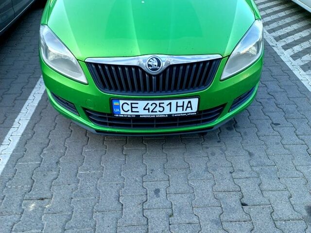 Зеленый Шкода Фабия, объемом двигателя 1.6 л и пробегом 0 тыс. км за 5300 $, фото 1 на Automoto.ua