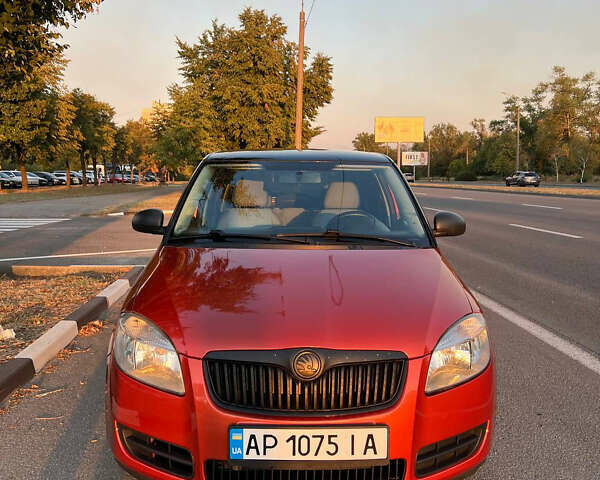 Помаранчевий Шкода Фабія, об'ємом двигуна 1.2 л та пробігом 237 тис. км за 4500 $, фото 1 на Automoto.ua
