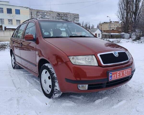 Помаранчевий Шкода Фабія, об'ємом двигуна 1.4 л та пробігом 160 тис. км за 4700 $, фото 1 на Automoto.ua
