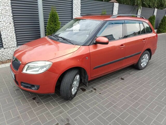 Помаранчевий Шкода Фабія, об'ємом двигуна 0 л та пробігом 185 тис. км за 5422 $, фото 1 на Automoto.ua
