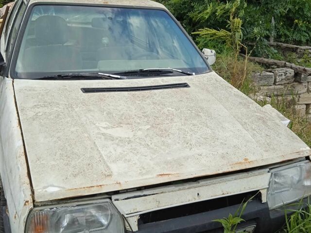 Білий Шкода Фаворит, об'ємом двигуна 1.3 л та пробігом 2 тис. км за 350 $, фото 1 на Automoto.ua