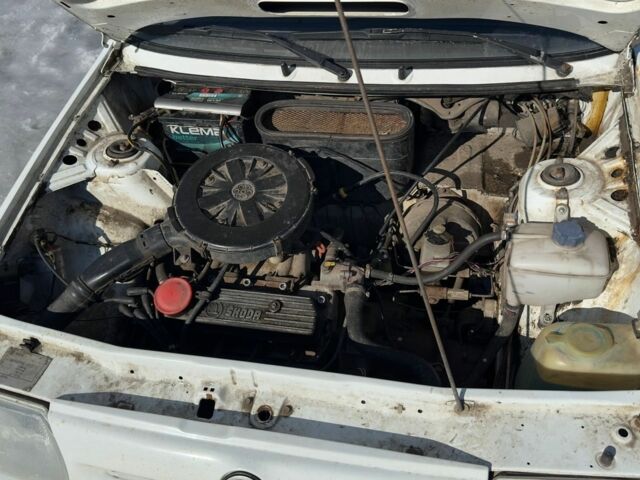 Білий Шкода Фаворит, об'ємом двигуна 1.3 л та пробігом 999 тис. км за 1500 $, фото 1 на Automoto.ua