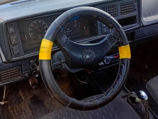 Білий Шкода Фаворит, об'ємом двигуна 1.3 л та пробігом 189 тис. км за 800 $, фото 1 на Automoto.ua