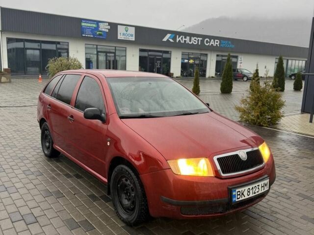 Червоний Шкода Фаворит, об'ємом двигуна 1.4 л та пробігом 320 тис. км за 2800 $, фото 1 на Automoto.ua