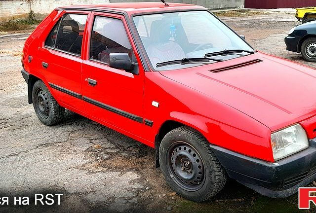 Шкода Фаворит, об'ємом двигуна 1.3 л та пробігом 333 тис. км за 1100 $, фото 1 на Automoto.ua