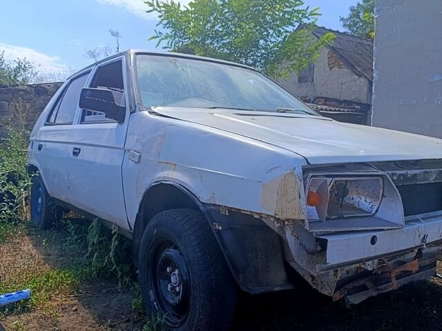 Шкода Фаворит, объемом двигателя 1.3 л и пробегом 0 тыс. км за 120 $, фото 1 на Automoto.ua