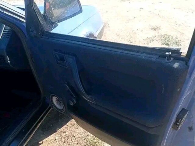 Синий Шкода Фаворит, объемом двигателя 1.3 л и пробегом 100 тыс. км за 500 $, фото 1 на Automoto.ua