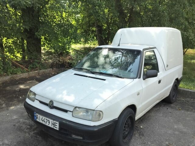 Белый Шкода Фелиция, объемом двигателя 1.3 л и пробегом 300 тыс. км за 1300 $, фото 1 на Automoto.ua