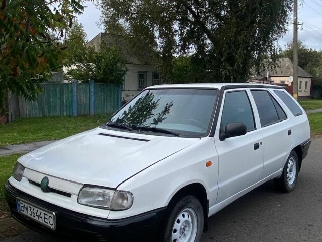 Белый Шкода Фелиция, объемом двигателя 1.3 л и пробегом 74 тыс. км за 1319 $, фото 1 на Automoto.ua