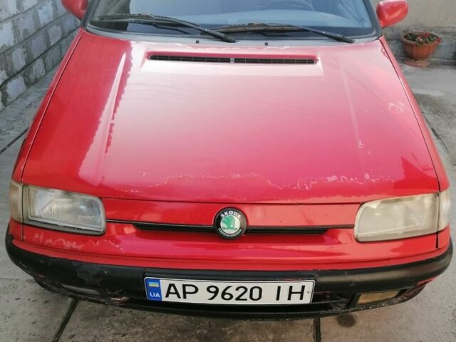 Красный Шкода Фелиция, объемом двигателя 1.3 л и пробегом 34 тыс. км за 600 $, фото 1 на Automoto.ua