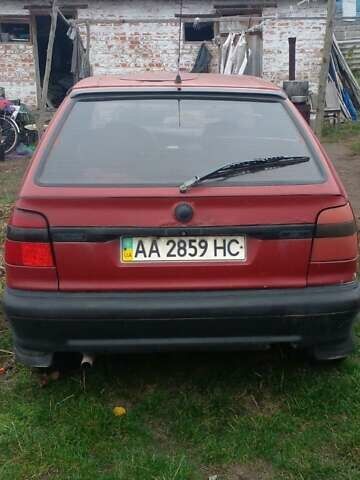 Червоний Шкода Феліція, об'ємом двигуна 1.3 л та пробігом 250 тис. км за 835 $, фото 1 на Automoto.ua