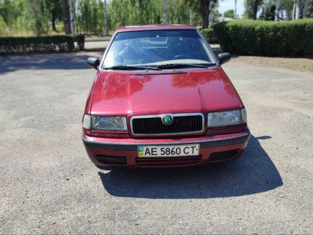 Красный Шкода Фелиция, объемом двигателя 1.3 л и пробегом 225 тыс. км за 2100 $, фото 1 на Automoto.ua